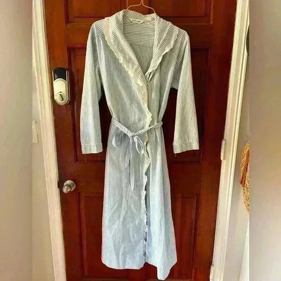 Pierre Cardin Other - Pierre Cardin Striped Seersucker Robe - Size L Vintage Loungewear